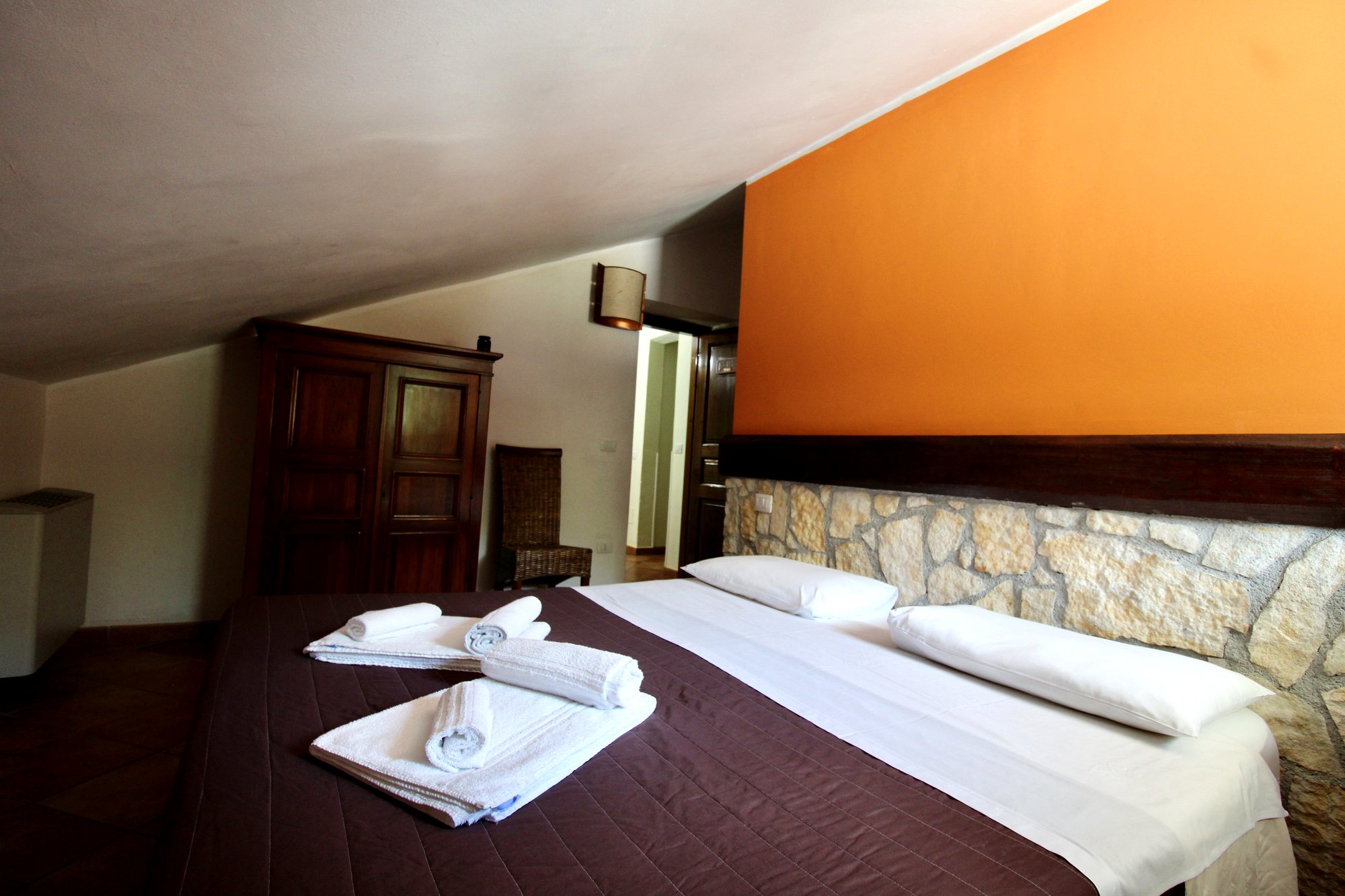 Interno della Camera 112 Antro dei Tassi del Rifugio Fasanelli